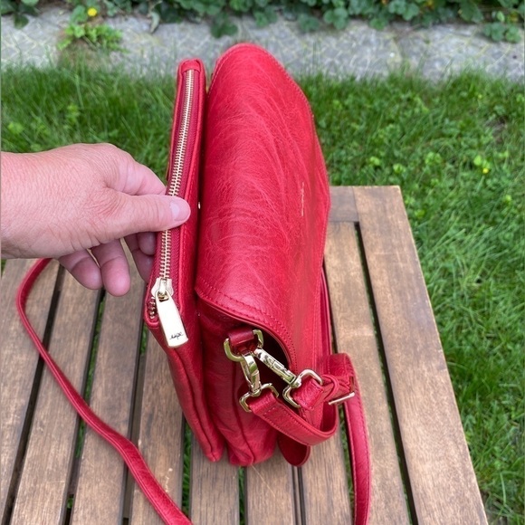 Espen Shoulder Bag-  Red - Picture 4 of 16